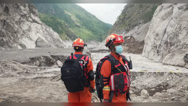 Hundreds remain missing as China clears Tibet border port erased by deadly flood