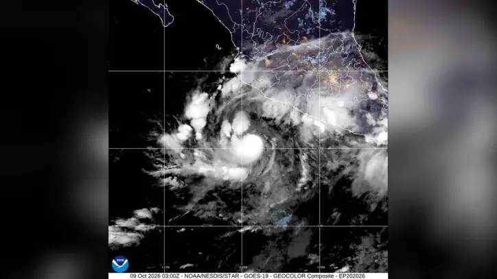 Hurricane Simon strengthens to a Category 2 storm, the National Hurricane Center says