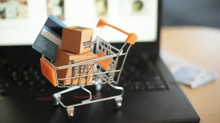 İndirim reklamlarında yeni dönem: Ticaret Bakanlığı kuralları değiştirdi - Ekonomi Haberleri