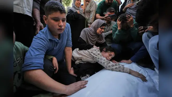 UK to send jets to defend Saudi Arabia from Houthi attacks, and other Mideast news
