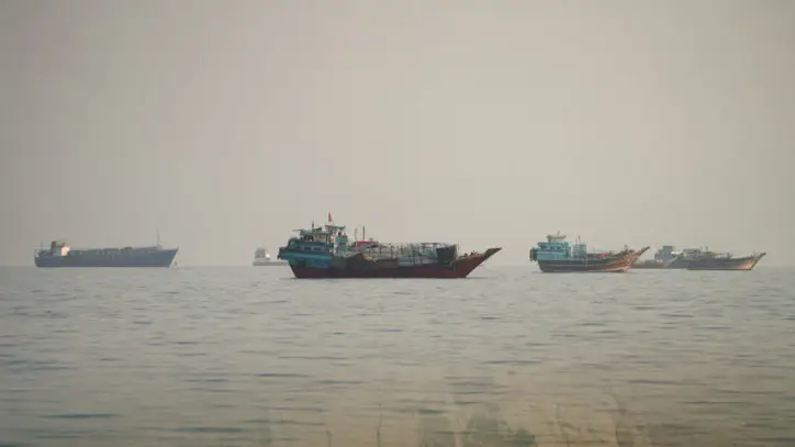 Iran has suggested a deal to reopen the Strait of Hormuz in 7 days