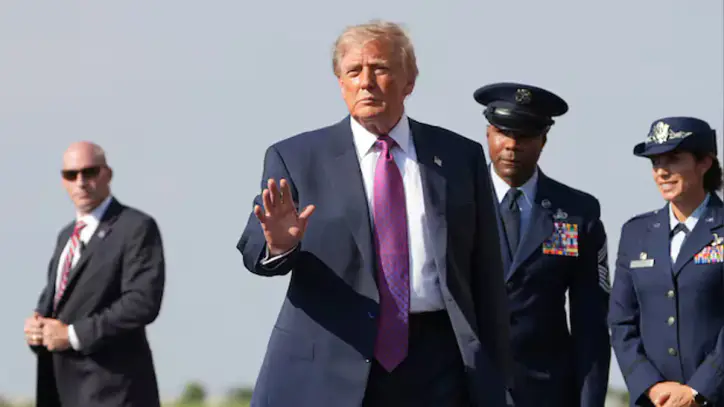 While Trump targets Canada, U.S. lawmakers decry toll of 6-month Iran war | CBC News
