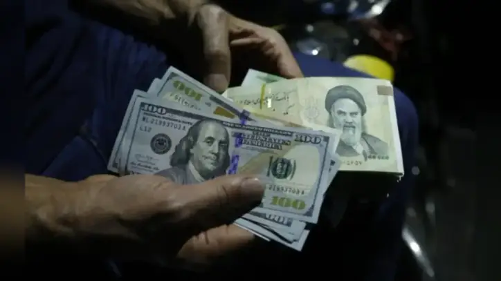 İran'da doların yükselişi durmuyor: Tümen 6 ayda yüzde 45 değer kaybetti