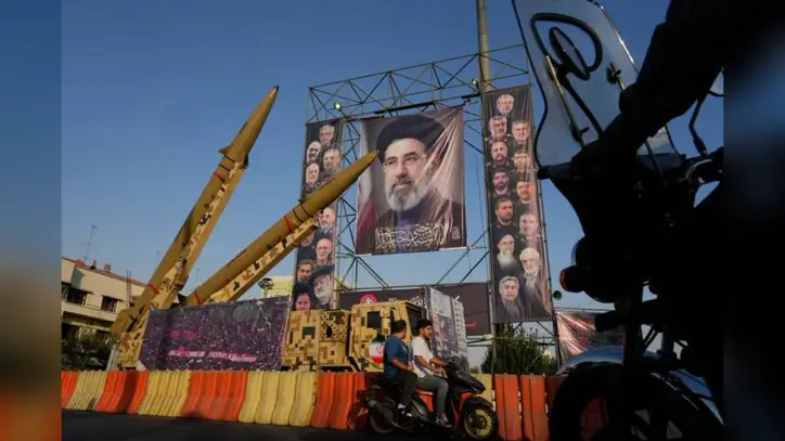 Iran's currency hits a new record low as war erodes the country's economic stability