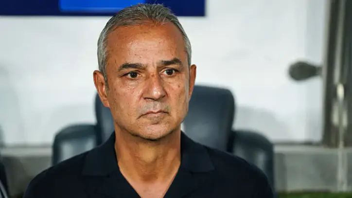 Fenerbahçe’de İsmail Kartal’a Roma maçı uyarısı! ‘Kaybederse taşlar yerinden oynar’