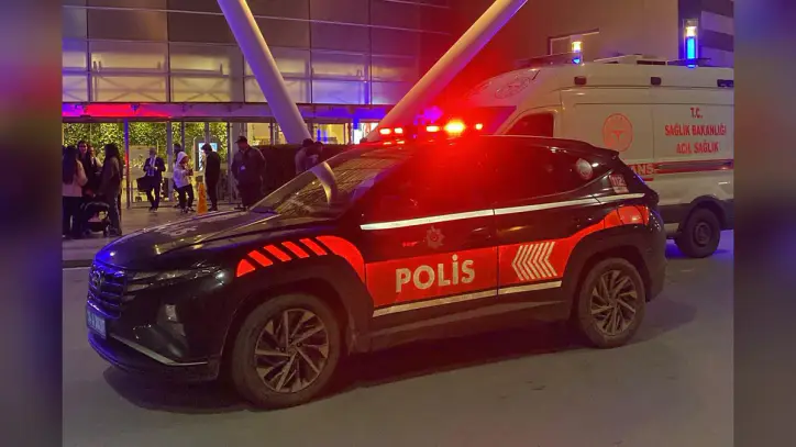 İstanbul'daki AVM'de İsrail gerginliği! Silah iddiası harekete geçirdi