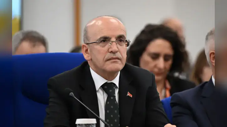 İstifa iddialarına ilişkin Bakan Mehmet Şimşek’ten açıklama!