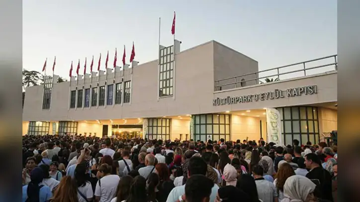 İzmir Fuarı 95. kez Kültürpark’ta | Milliyet Sanat