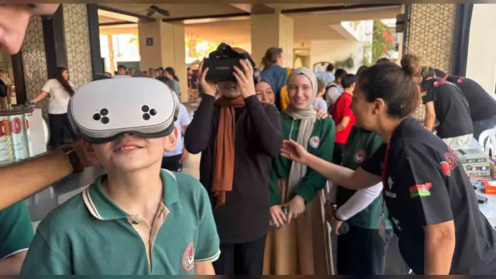 İzmir'de öğrenciler bilim, kültür ve sanatla buluştu