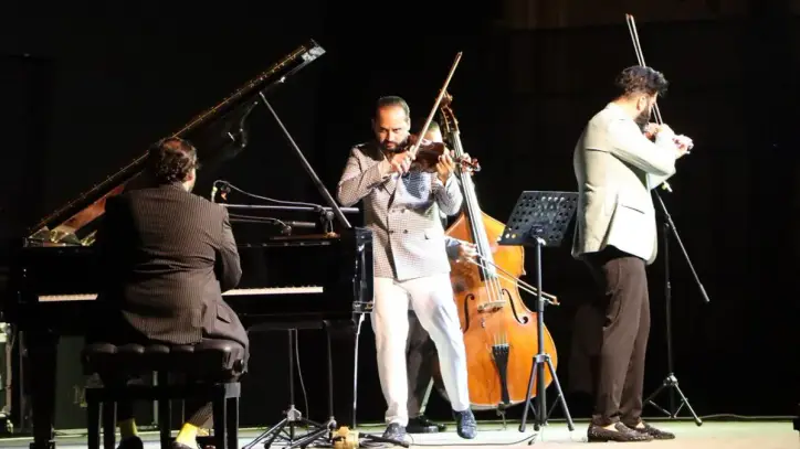 Janoska Ensemble'dan Müzik Ziyafeti