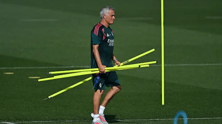 Jose Mourinho'dan Süper Lig yorumu: Hiç başlamayalım bile!