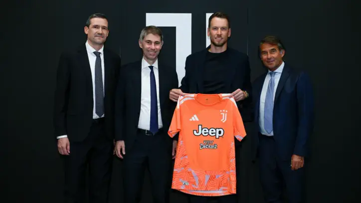 Juventus eski kalecisi Neto'yu kadrosuna kattı