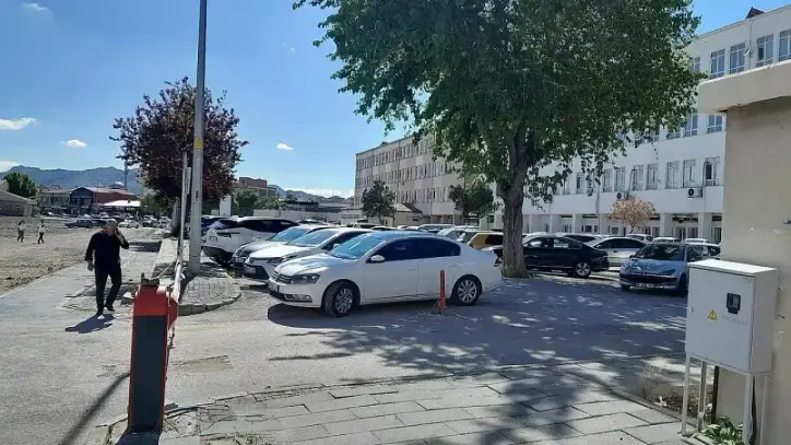 Kayseri'nin merkezine yeni hastane yapılacak! Sağlık Bakanlığı ile görüşüldü