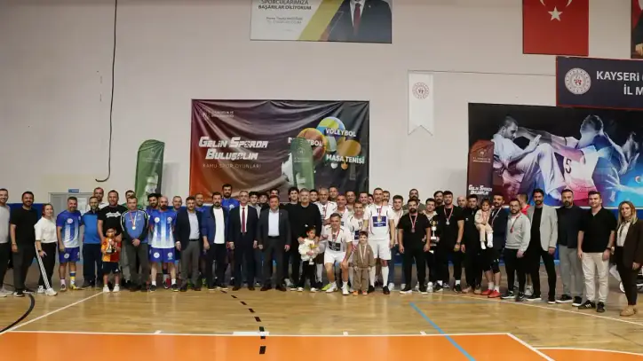 Kayseri'de kamu çalışanlarının spor heyecanı sona erdi