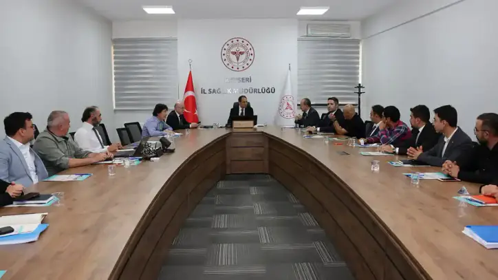 Kayseri'de sağlık zirvesi! Başhekimler neden bir araya geldi?