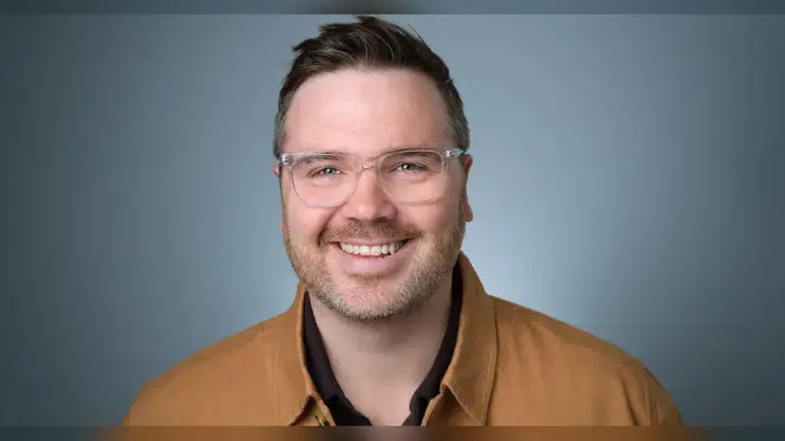 Kevin Roose on AI: "We are faced with very intelligent, charming sociopaths"
