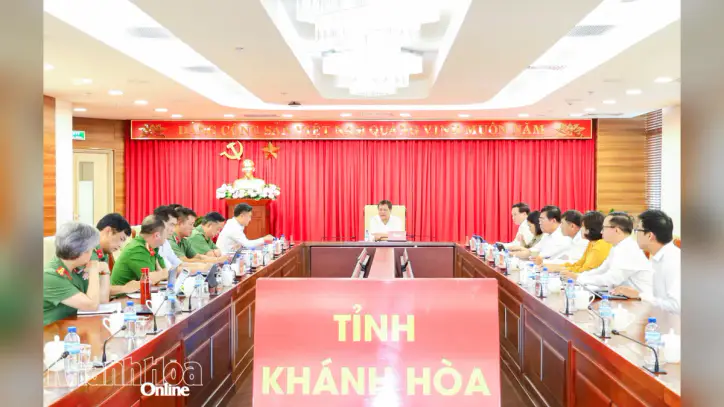 Khanh Hoa İli Bilim, Teknoloji, İnovasyon ve Dijital Dönüşüm Yönlendirme Komitesi Daimi Komitesi, 2026 yılının üçüncü çeyreğine ilişkin üç aylık toplantısını gerçekleştirdi.