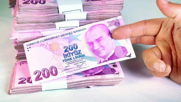 KİT'lere üç yılda 2,1 trilyon liralık kaynak aktarılacak