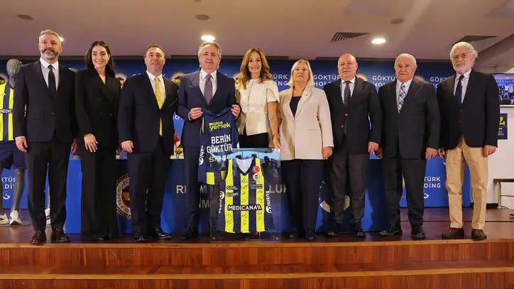 Kulübümüz ile Göktürk Holding arasında yapılan sponsorluk anlaşmasının imzaları atıldı - Fenerbahçe SK