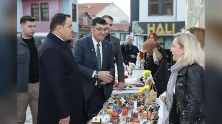 Kütahya’da “Sanat Sokağı” törenle açıldı