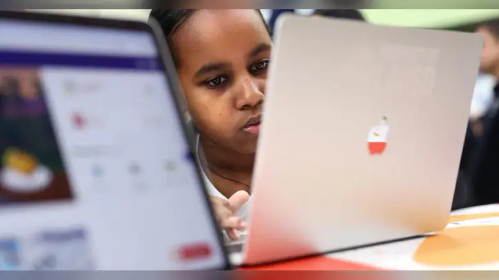 LAUSD adopts moratorium on student AI use, another big move to limit classroom computer time