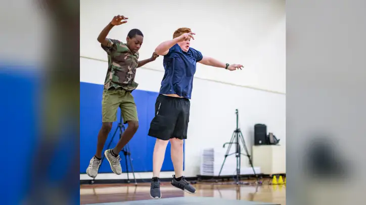 Leap and learn: AI‑PLAY to turn movement into AI lessons