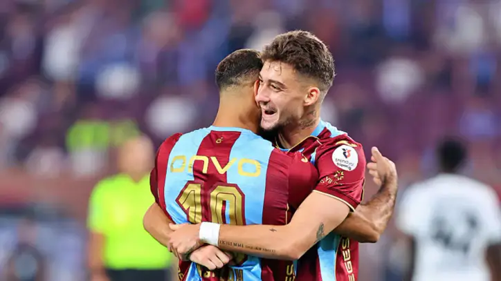 Trabzonspor maçı sonrası Onuachu vurgusu! ‘Lider oyuncu Salah’ı izlemek ayrı bir keyif’