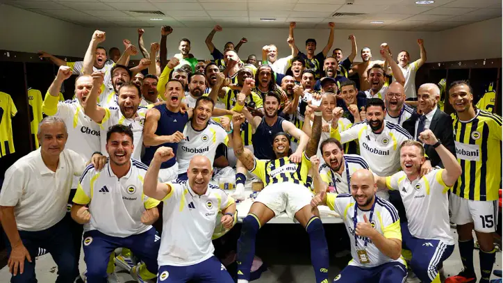 LYON’DA TARİHİ GECE: FENERBAHÇEMİZ DEVLER LİGİ’NDE - Fenerbahçe SK