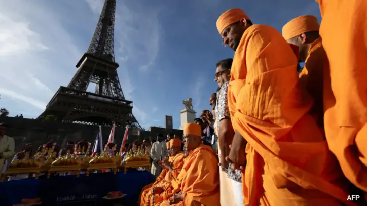 'Matter Between Them': India On Row Over Hindu Group's Eiffel Tower Visit