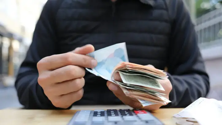 Memurlara ödeme Resmi Gazete'de! Yurt dışı aylıklara bir ülke daha eklendi