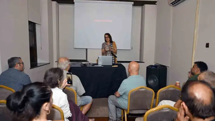 Mersin’de ‘Sanat ve Fotoğraf Söyleşileri’ serisi başladı