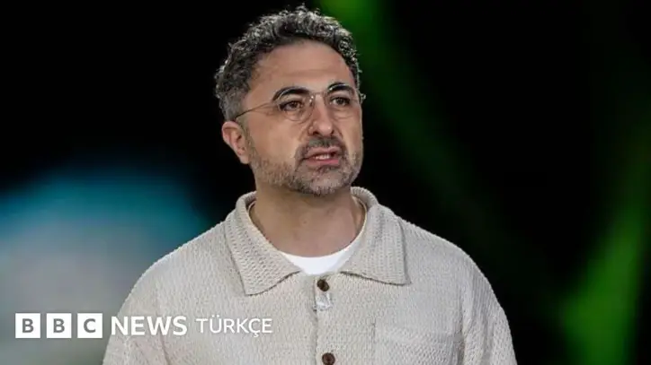 Microsoft CEO'su: Teknoloji yapay zekayı insan gibi düşünmemeli - BBC News Türkçe