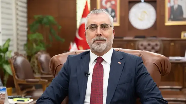 Milyonları ilgilendiren açıklama! Bakan Işıkhan sosyal güvenlikte yeni dönemi anlattı