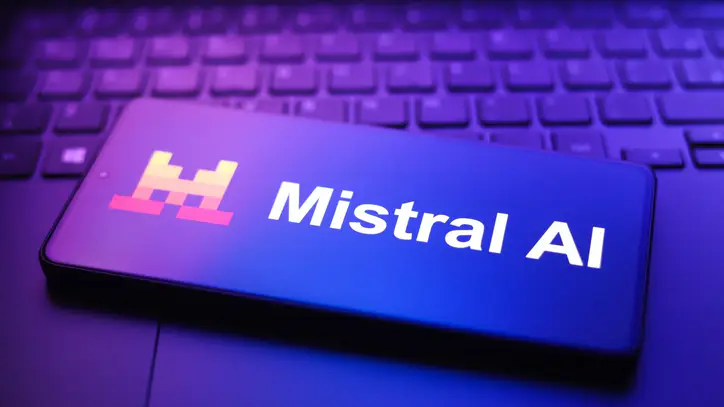 Mistral’s new 1T model aims to leapfrog closed and open rivals | TechCrunch