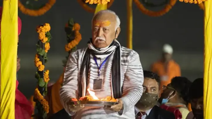 Mohan Bhagwat in New York | Highlights: Rashtriya Swayamsevak Sangh (RSS) chief Mohan Bhagwat offers prayers