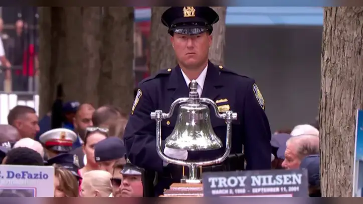 Moment of silence held when second plane struck the World Trade Center