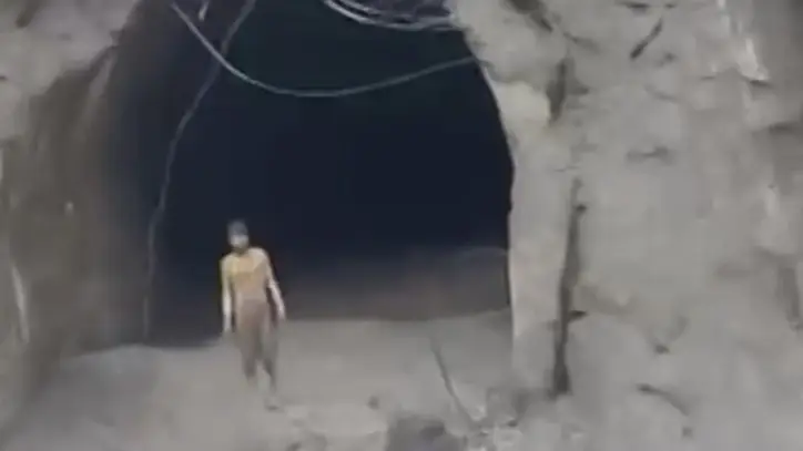 More than 900 missing from Nepali tunnel projects like this | CNN