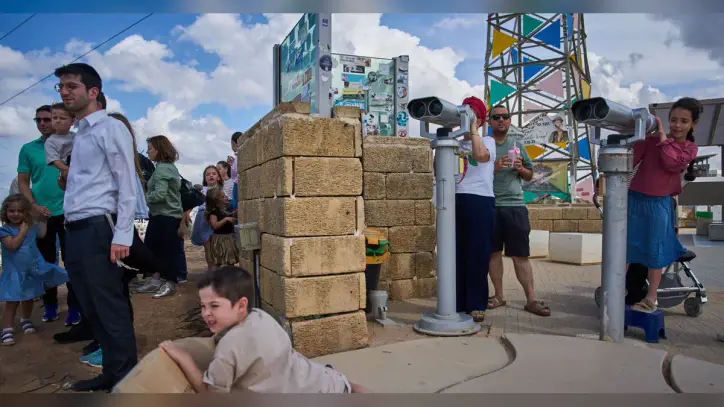 Much of the world sees tragedy in Gaza. Many Israelis, scarred by Oct. 7, see only a threat