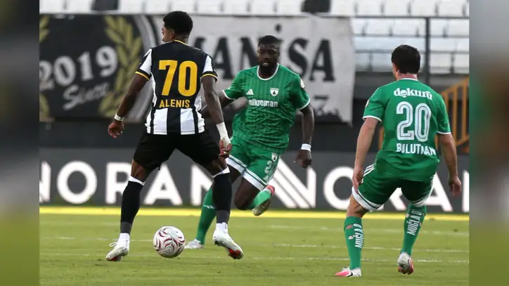 2 penaltı kaçtı, 1 kırmızı kart çıktı! 1. Lig'de 4-3'lük nefes kesen maç