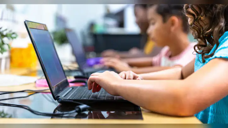 NYC schools to ban AI in 2-K through 8th grade and limit screen time