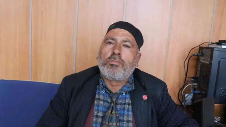 Oltulu Yunus hoca, sosyal medyada ilgi odağı oldu