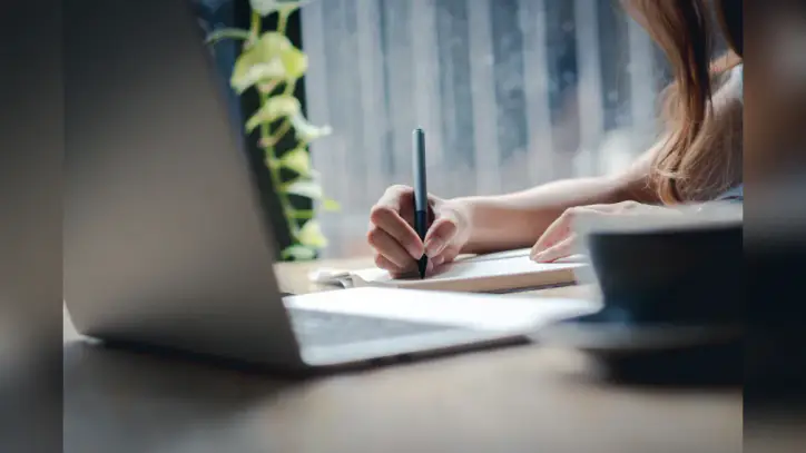 Opus 5.5 loves to tell you 'this matters' (and other AI writing tells) | TechCrunch