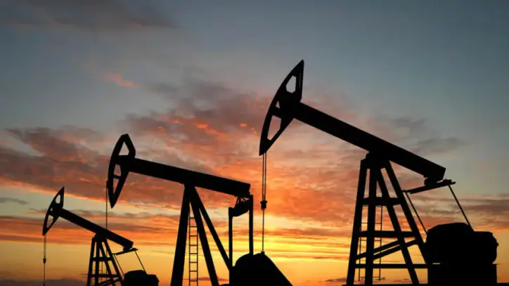 Petrol, Orta Doğu’daki arz endişeleriyle yükseldi