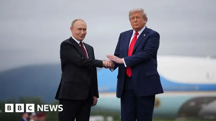 Analysis: Trump's global headaches worsen weeks before midterms