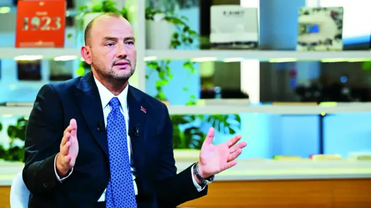 OVP'nin ayakları yere basıyor