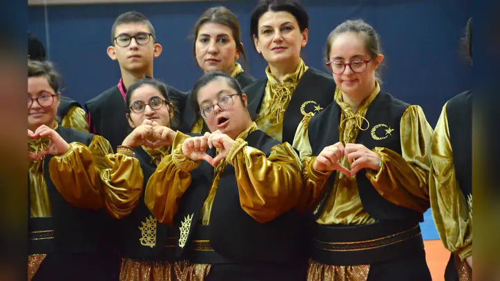 Özel bireyler dünyanın en büyük festivalinde