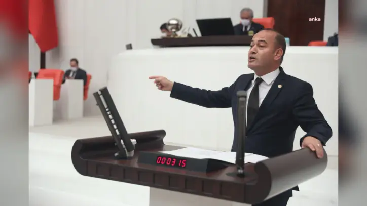 Özgür Karabat'tan Ekonomi Eleştirisi