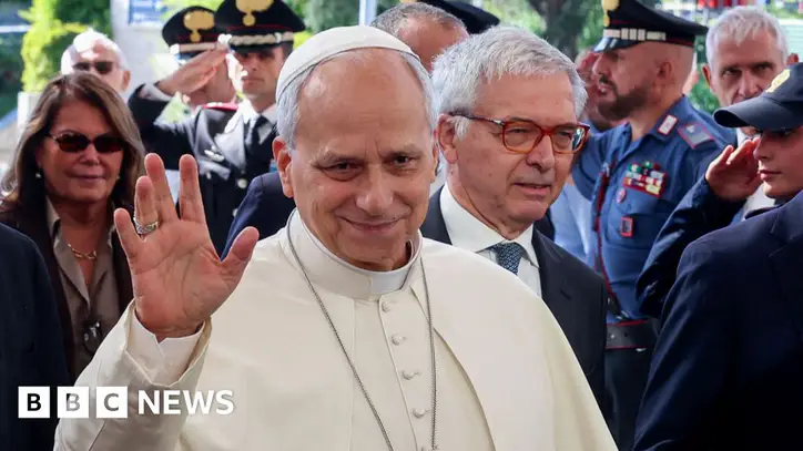 Pope diagnosed with lung cancer but had successful surgery, Vatican says