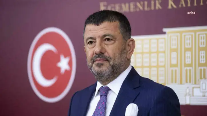 Pazar ziyaretinde fenalaşan Veli Ağbaba: Sağlık durumum iyi