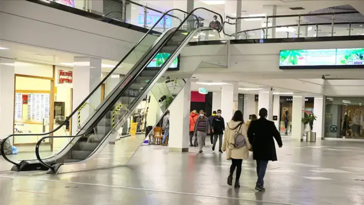 Perakende satışlarda aylık bazda ılımlı artış